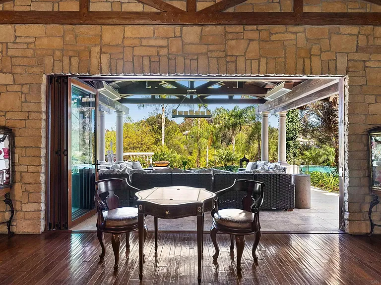 15708 Circo Diegueno Rd — Photo 17