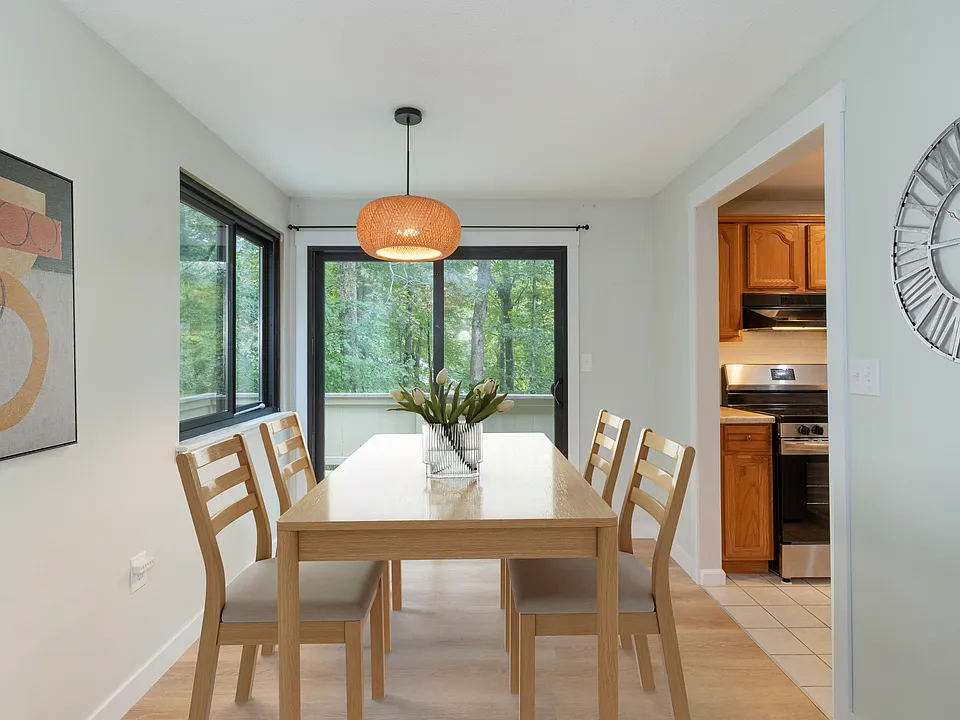 50 Quidnet Ct #50