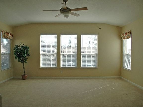 2nd image of 3860 Diamond Ct