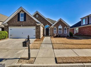 2146 Benchmark Dr, Snellville, GA 30078