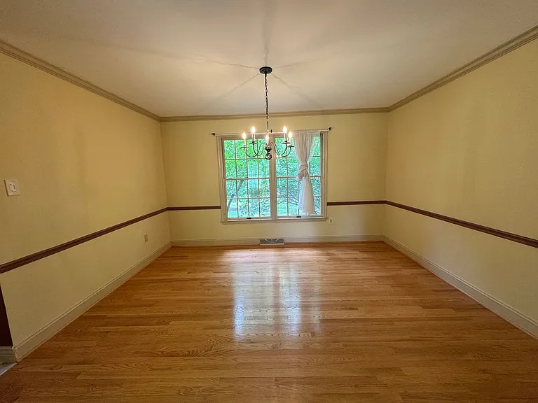 102 Ravenwood Pl — Photo 15