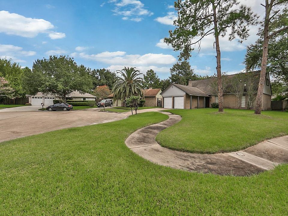 1st image of 3259 Hunters Glen Dr