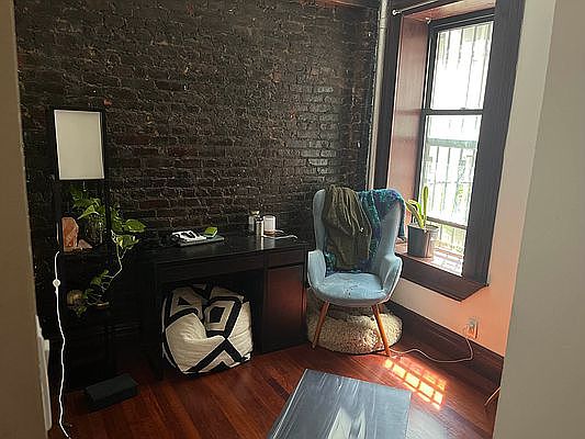 3rd image of 530 E 84th St APT 4