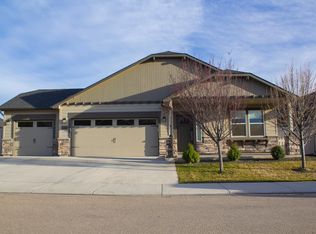 10555 W Catmint Dr, Star, ID 83669