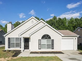5651 Eagles Feather Ln, Riverdale, GA 30274