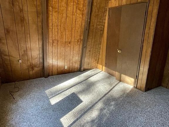 5th image of 501 Barrett Way