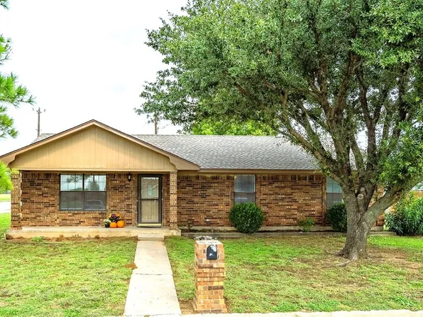 301 Tammy Ct, Collinsville, TX 76233