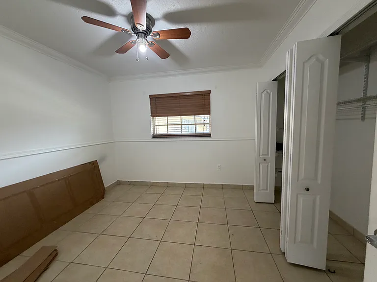 11603 SW 7th Ter #1 — Photo 5