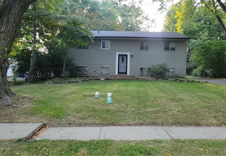 1st image of 13237 Richards Dr