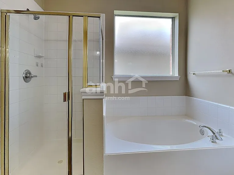 5217 Alec Dr — Photo 12