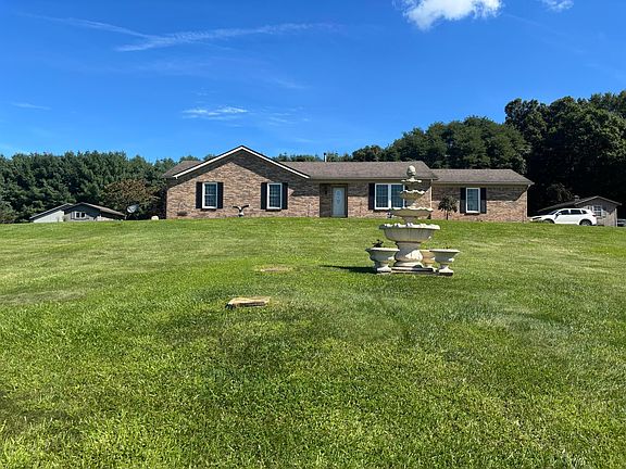 4th image of 21181 Sycamore Rd