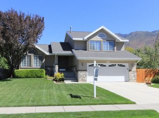 11981 S Hidden Valley Rd, Sandy, UT 84092