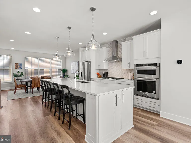 6227 Almerico Pl — Photo 88