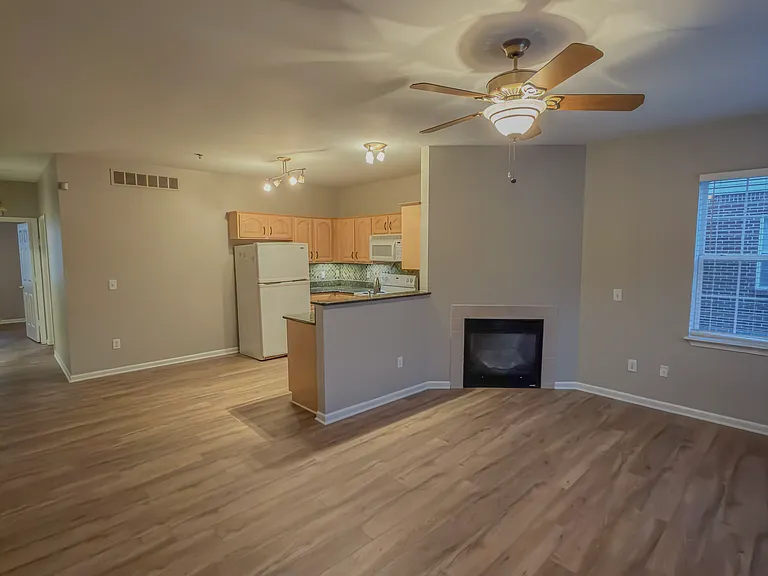 43127 Strand Dr — Photo 7