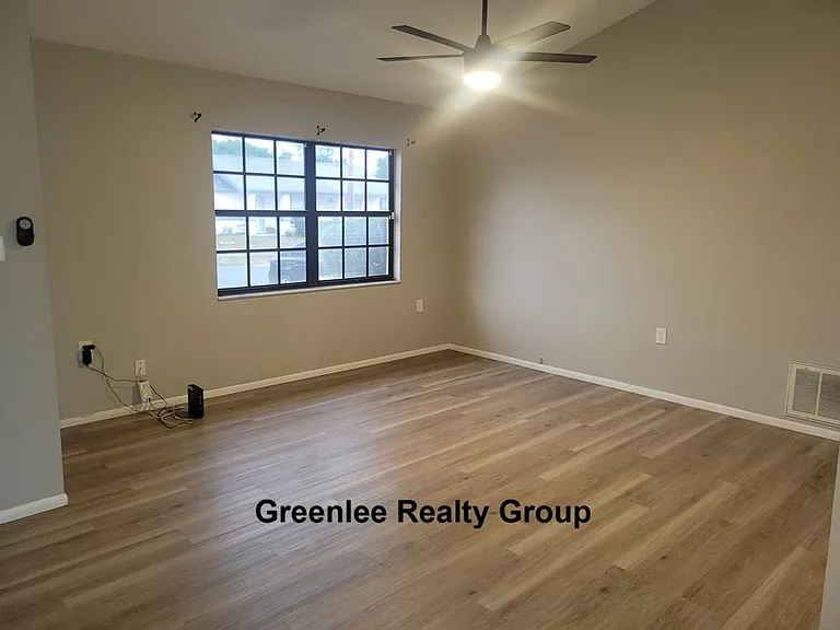 1305 Calamondin Dr — Photo 3