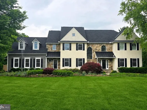 31 Barrington Ln, Chester Springs, PA 19425
