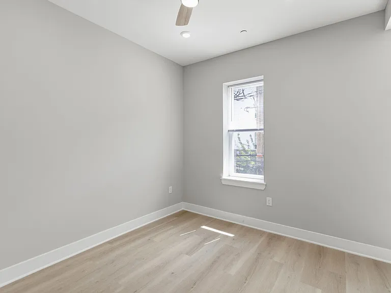 856 N 19th St #3 — Photo 7