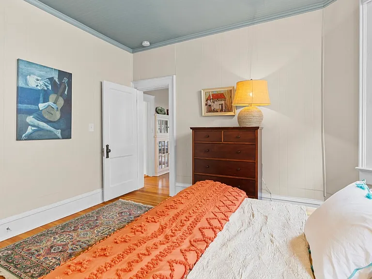 1117 Pine St — Photo 15