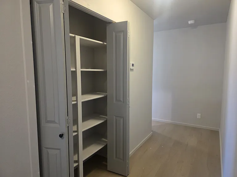 1528 N Wilhelm Way — Photo 15