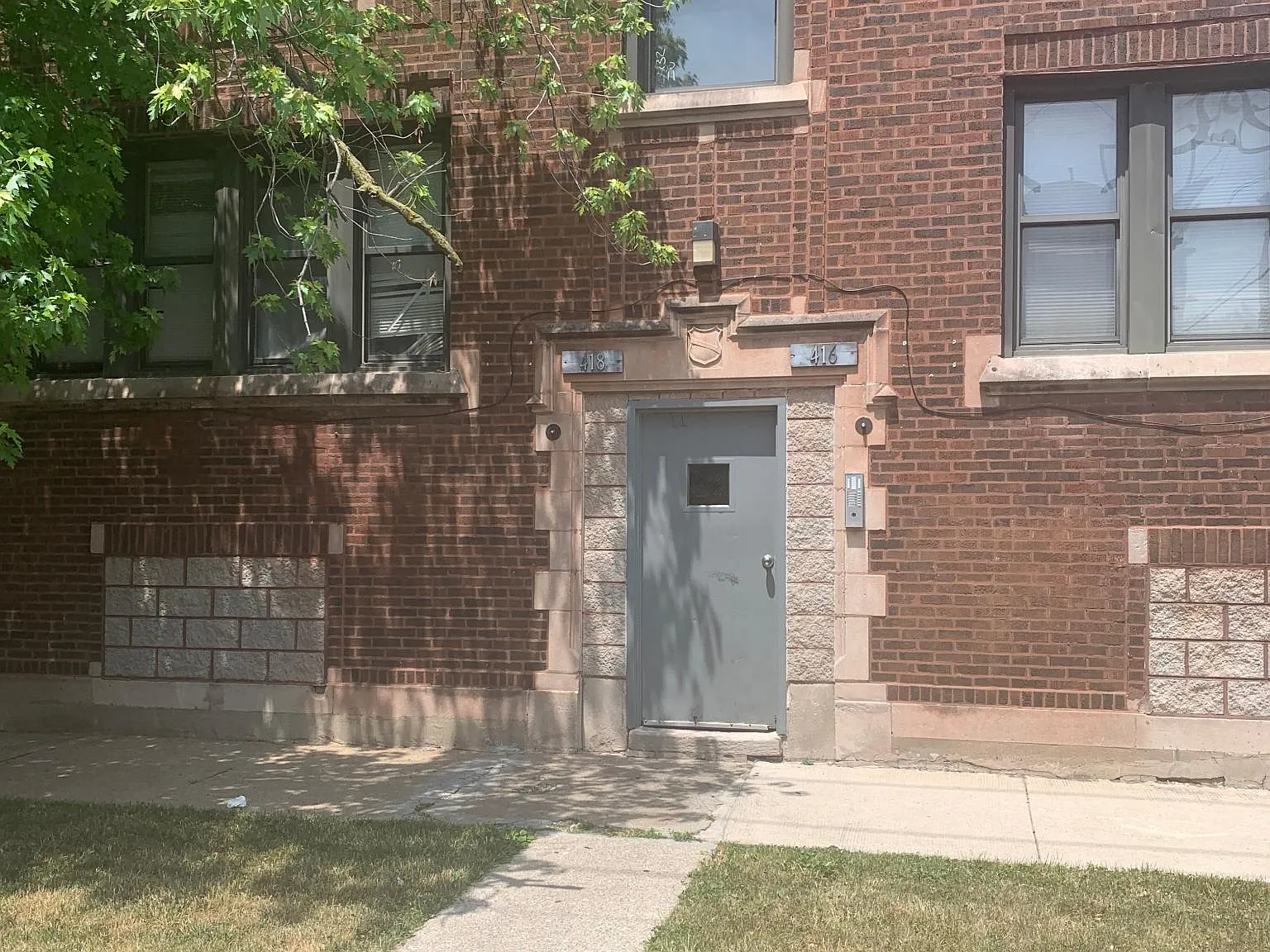 1 bed, 900 sqft, $850 — Photo 1