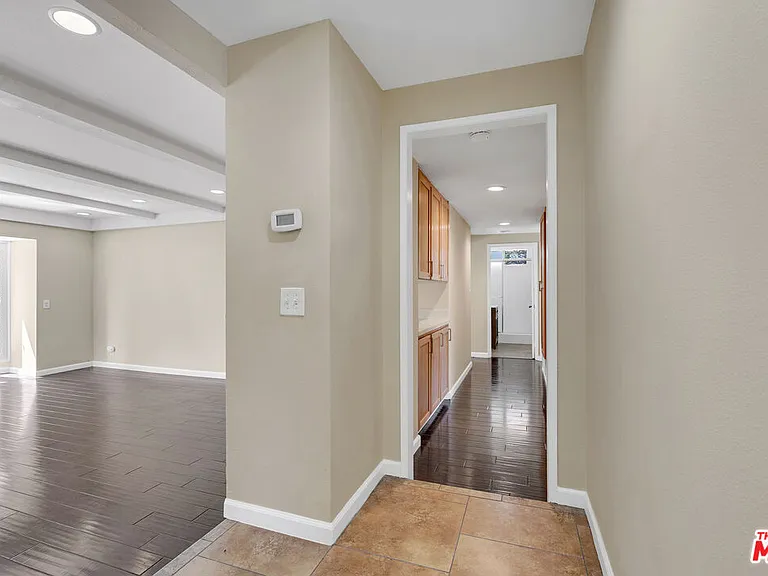 26572 Academy Dr — Photo 16
