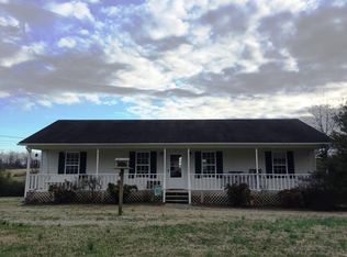 404 Collins River Dr, Rock Island, TN 38581