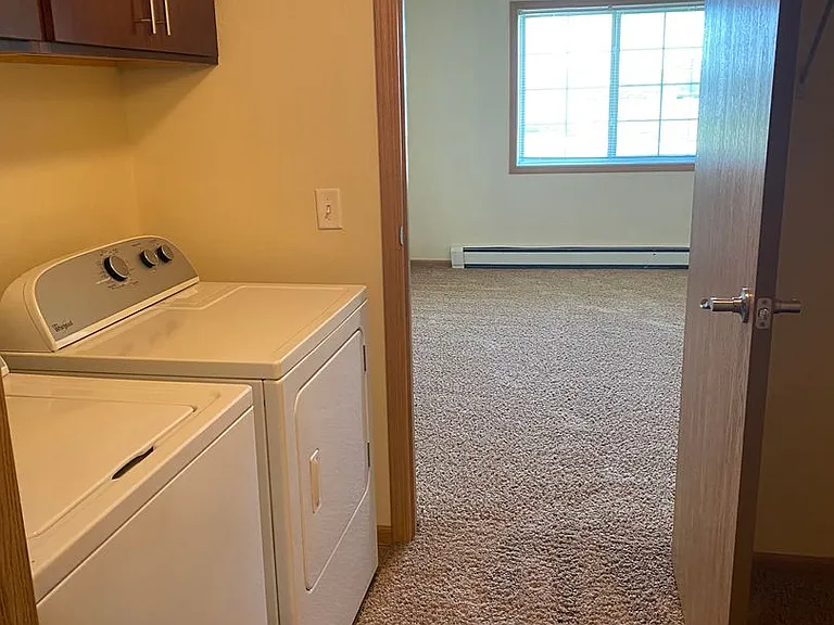 West Lake III Apartments — Photo 61