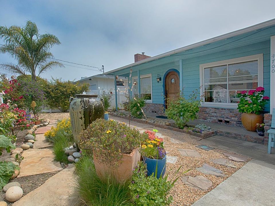 1st image of 4700 Portola Dr