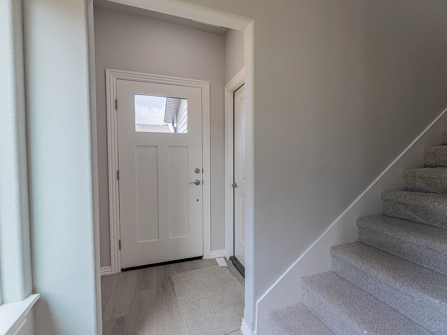1406 SW Poigai Way - 1 — Photo 2