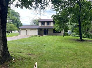 51950 Elm Rd, Granger, IN 46530