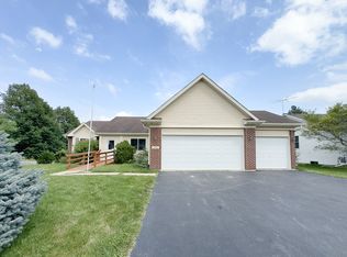 110 Bree Dr, Poplar Grove, IL 61065