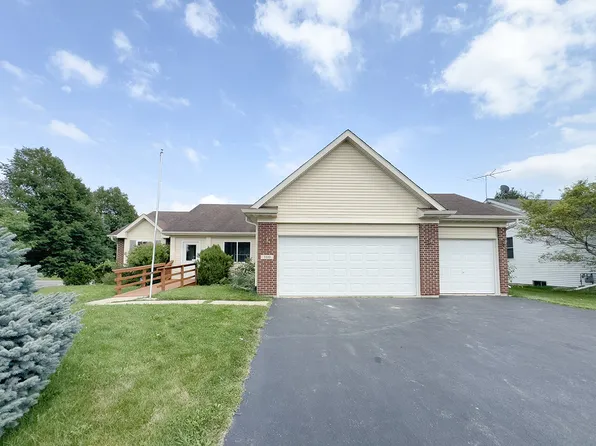 110 Bree Dr, Poplar Grove, IL 61065