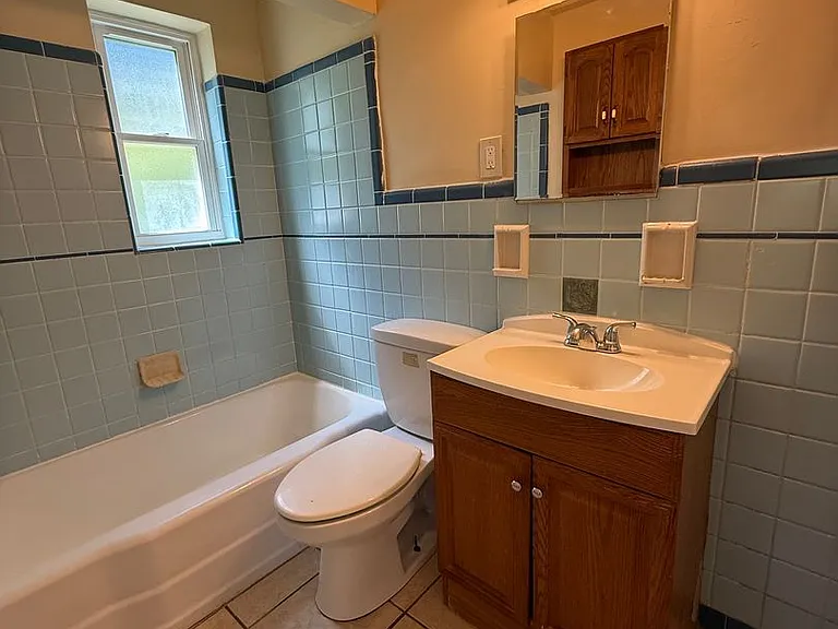 39 Glen Este Pl — Photo 15