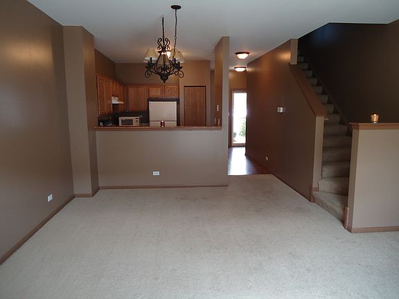 5th image of 1324 Brookdale Dr