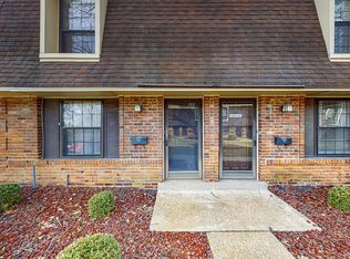 1953 Mansard Dr, Saint Louis, MO