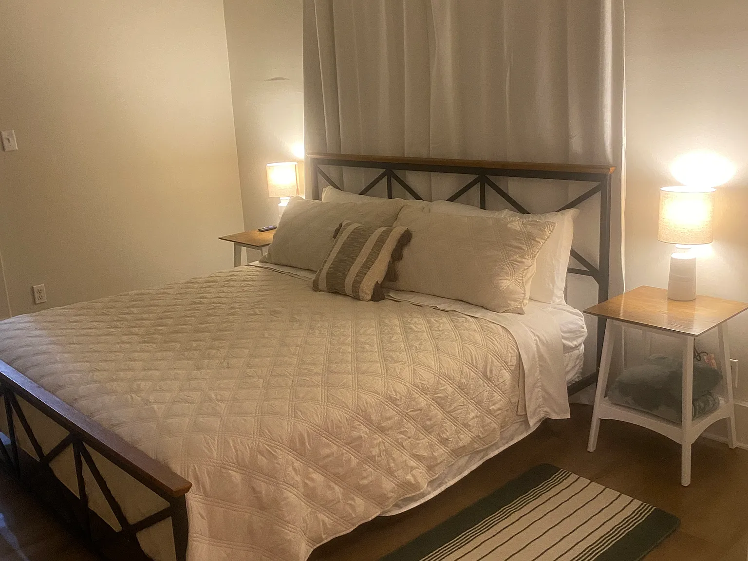 1 bed, 800 sqft, $1,600 — Photo 4