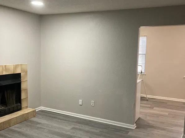 181 NW Zaun Ave #183, Blue Springs, MO 64014