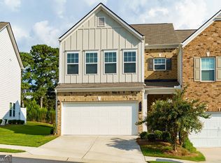 325 Braswell Ct, Woodstock, GA 30188