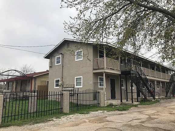 3rd image of 3409 Commercial Ave APT 2