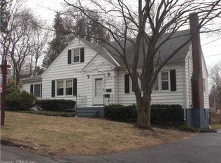 51 Pine St, Wallingford, CT 06492