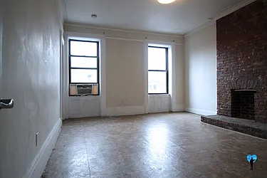 Rented by Next Door Realty NYC