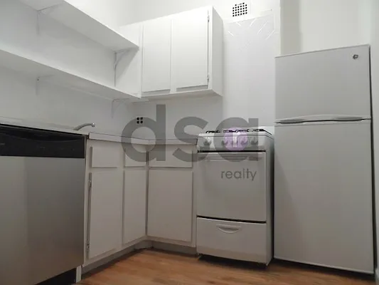 Rented by DSA Realty | media 28