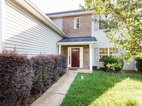 4th image of 2978 Clover Rd NW