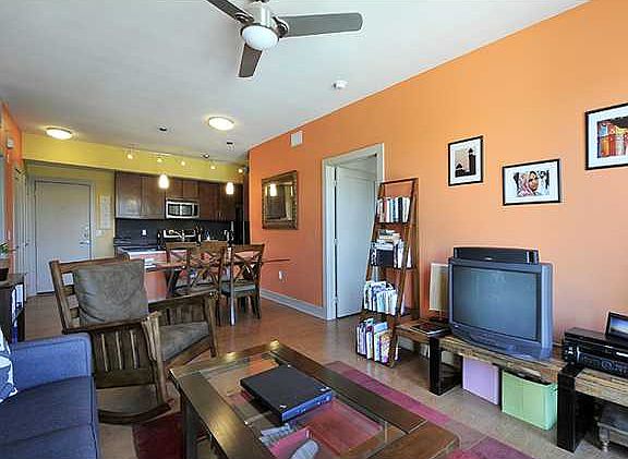 5th image of 3016 Guadalupe St APT 204