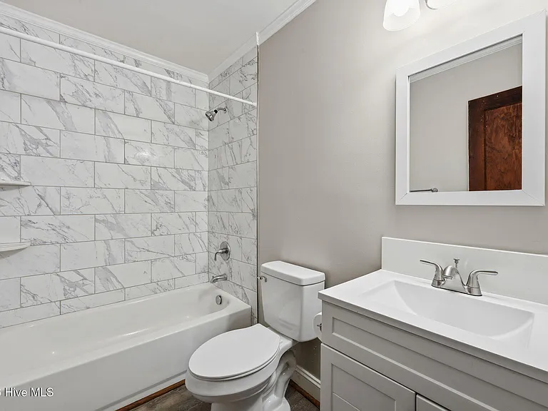 114 Pineview St — Photo 15