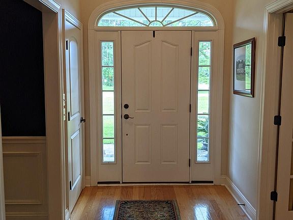 4th image of 1830 Laurel Oak Dr