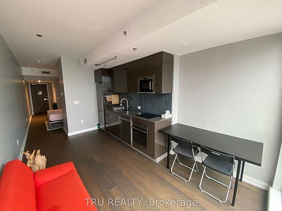 5th image of 199 Slater St #1605