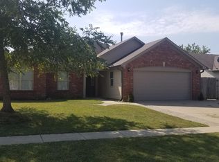 103 Clear Spring Ln, Trafalgar, IN 46181