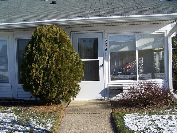 2nd image of 336D Canterbury Ct