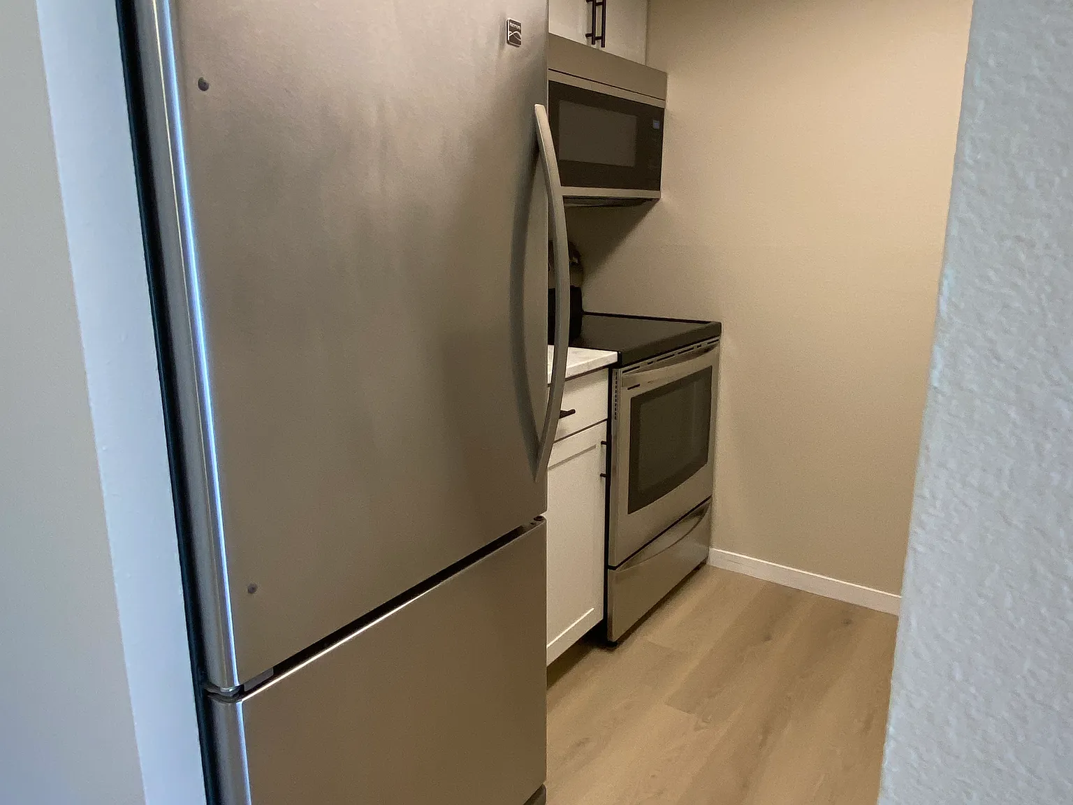 1 bed, 600 sqft, $1,600 — Photo 2